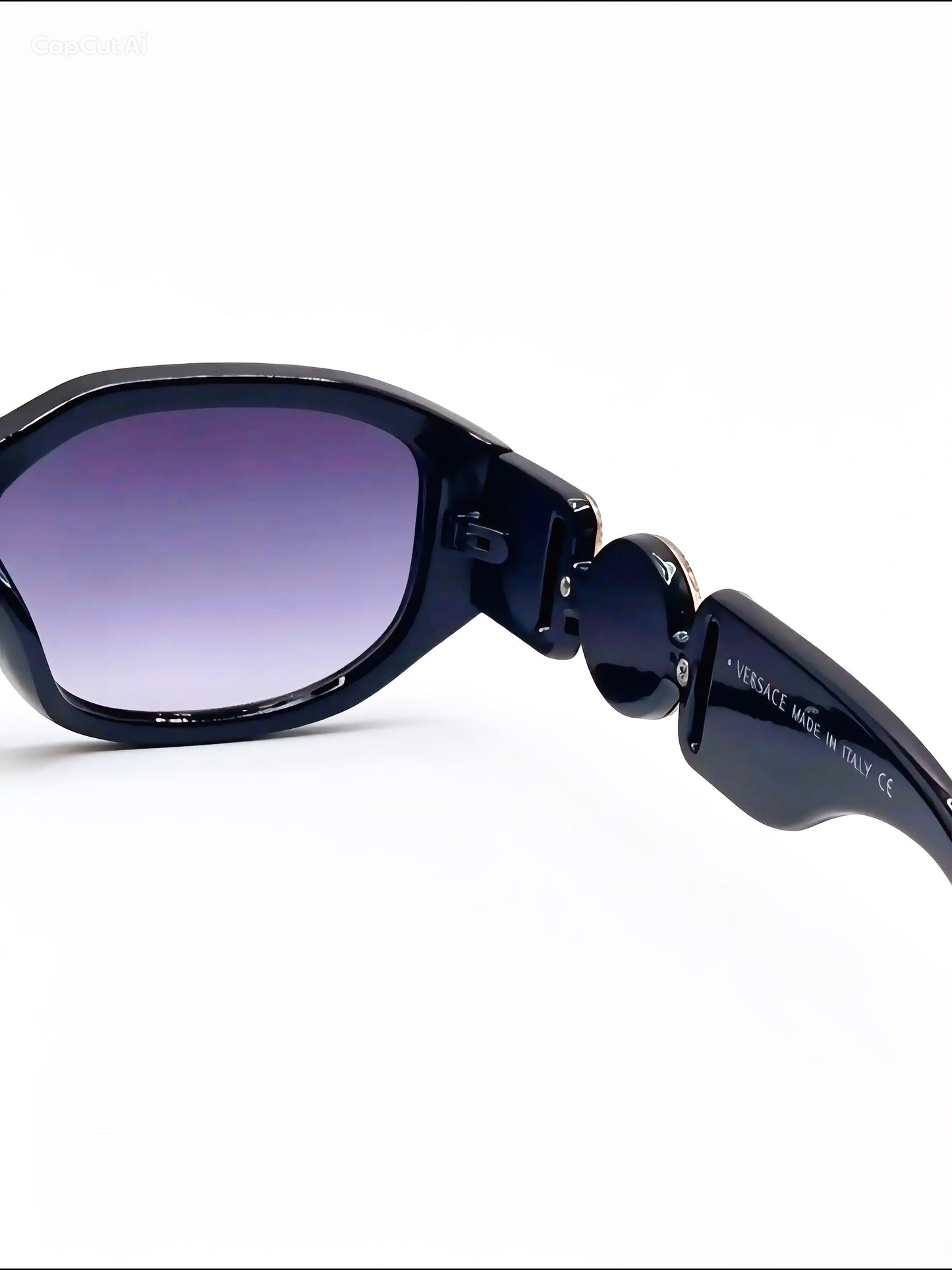 VERSACE